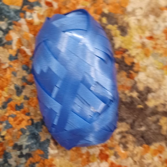 Giftco blue curling balloon ribbon - Picture 2 of 2